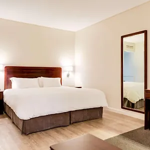 Nh The Lord Charles Hotel